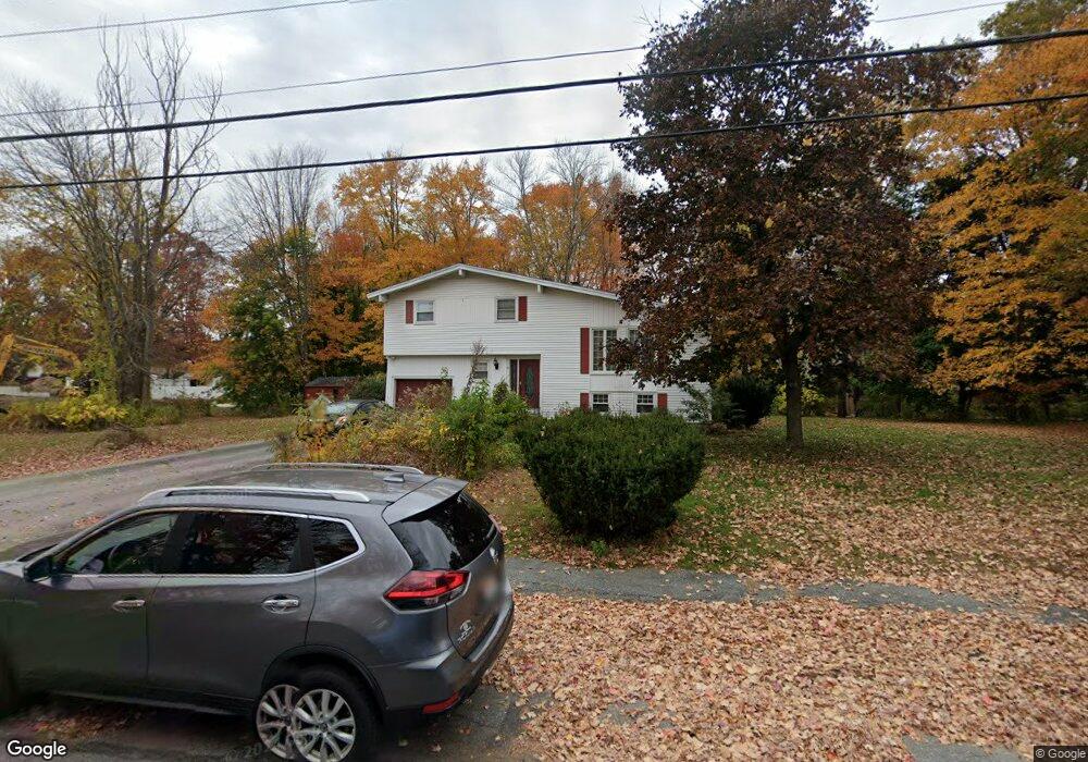 31 John Robinson Dr, Hudson, MA 01749 - photo 1