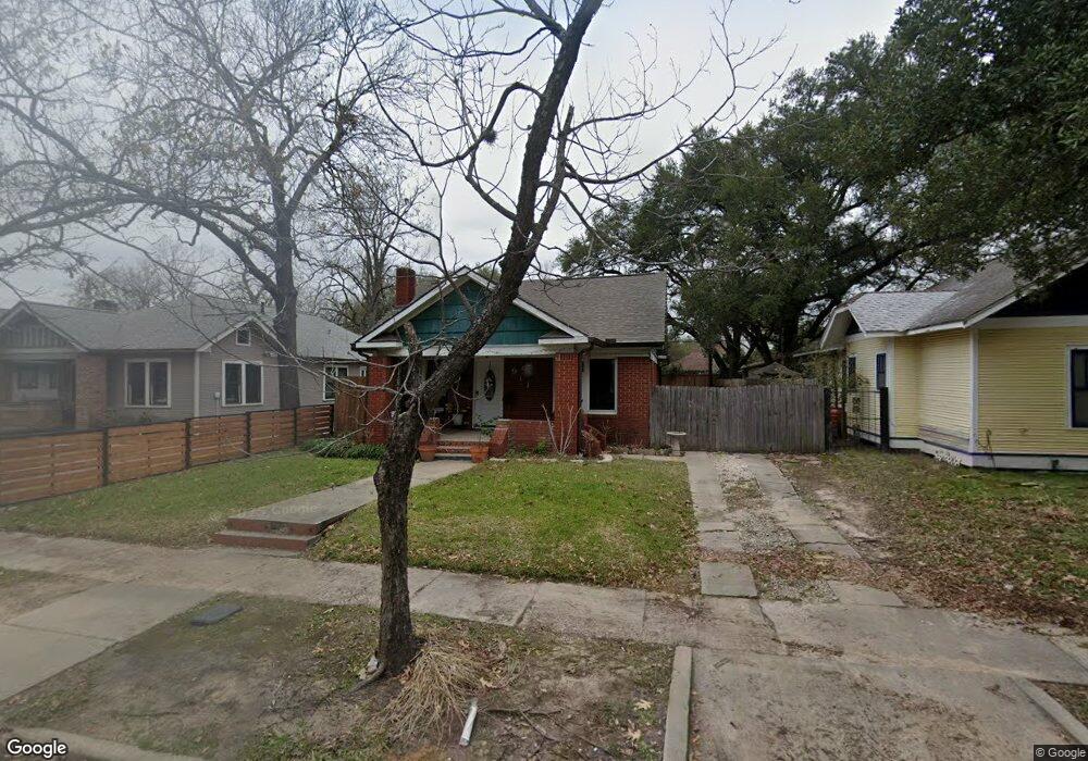 911 Pecore St, Houston, TX 77009 - photo 1