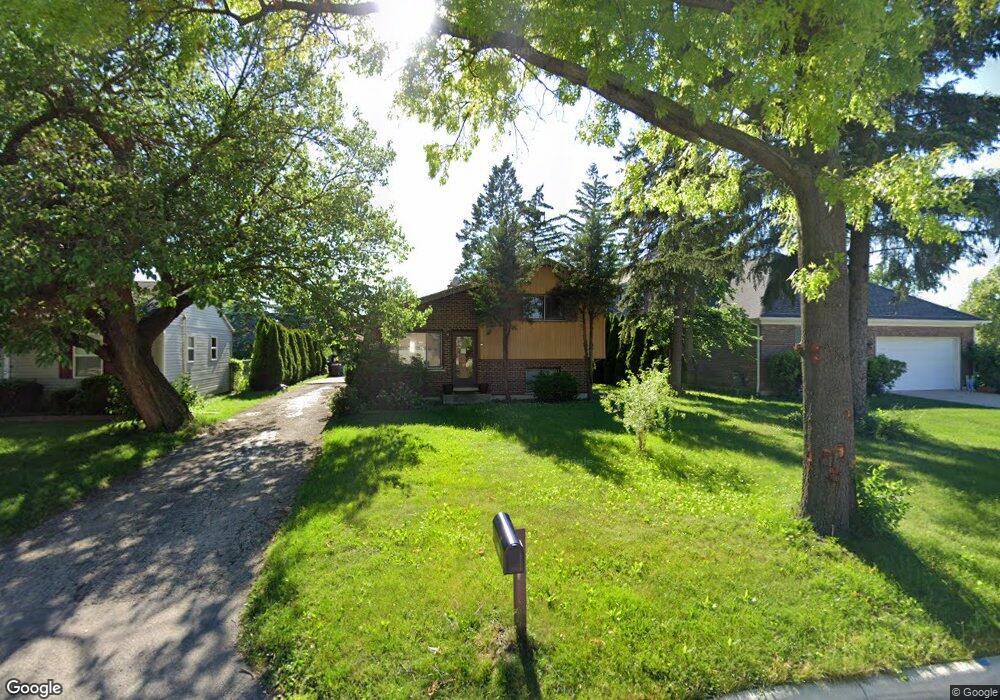 612 N Indiana St, Elmhurst, IL 60126 - photo 1