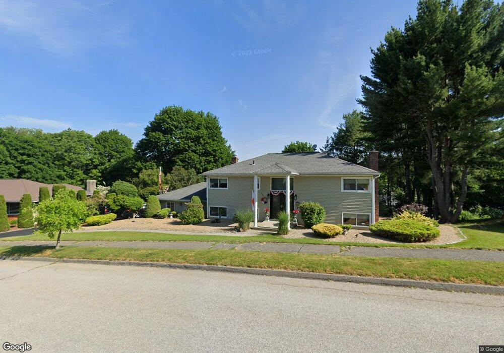 135 Winifred Ave, Worcester, MA 01602 - photo 1