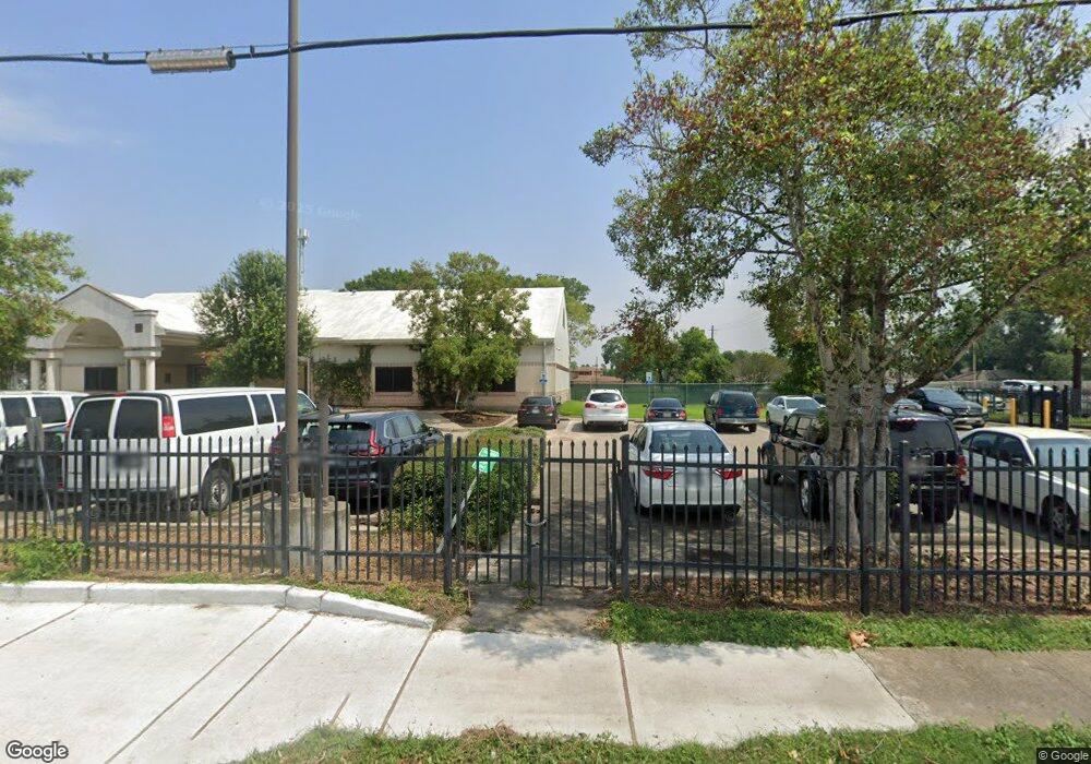 4405 Russell St unit 2, Houston, TX 77026 - photo 1