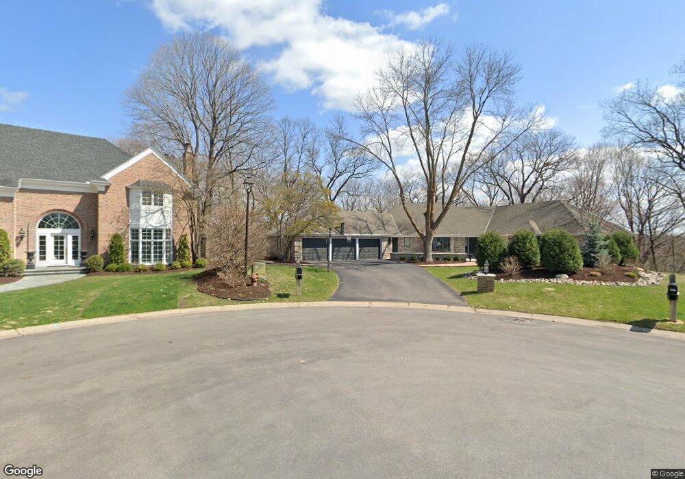 19625 Chartwell Hill, Excelsior, MN 55331 - photo 1