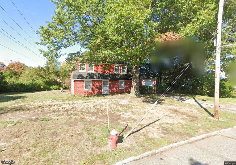 208 Jerome Ave, Carle Place, NY 11514 - photo 1