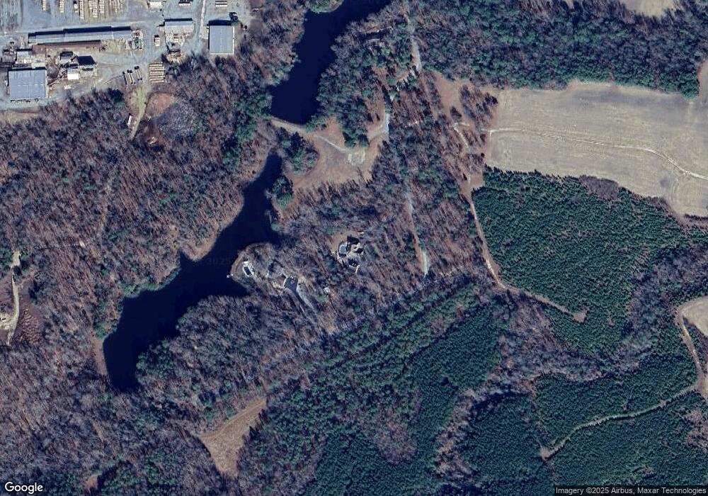 322 Chinquapin Ln, Tappahannock, VA 22560 - photo 1