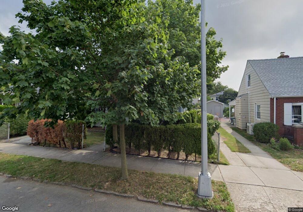 4727 166th St unit 2 Fl, Flushing, NY 11358 - photo 1