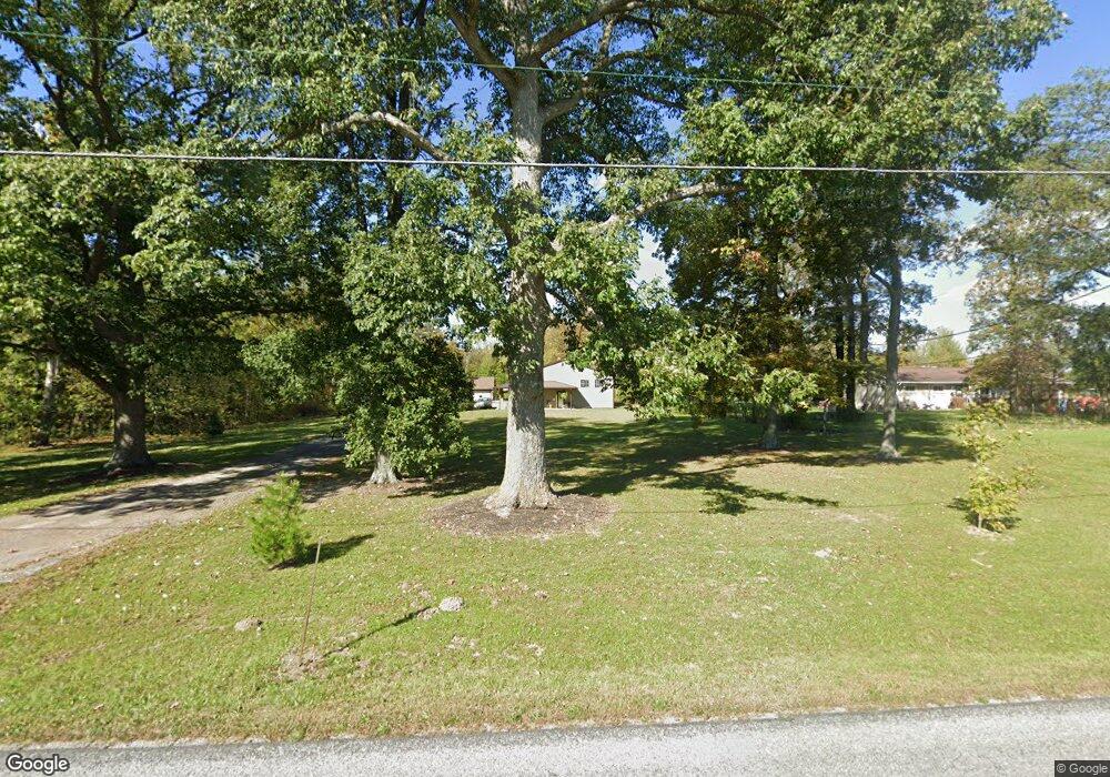 2075 E Hanthorn Rd, Lima, OH 45804 - photo 1