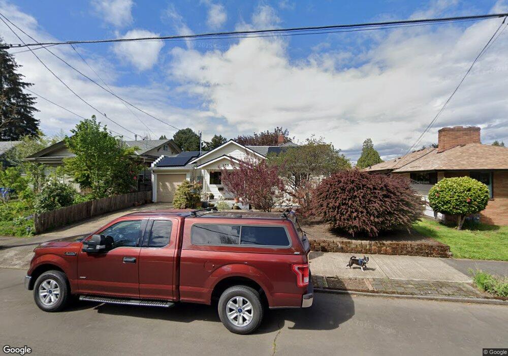 159 NE Holland St, Portland, OR 97211 - photo 1