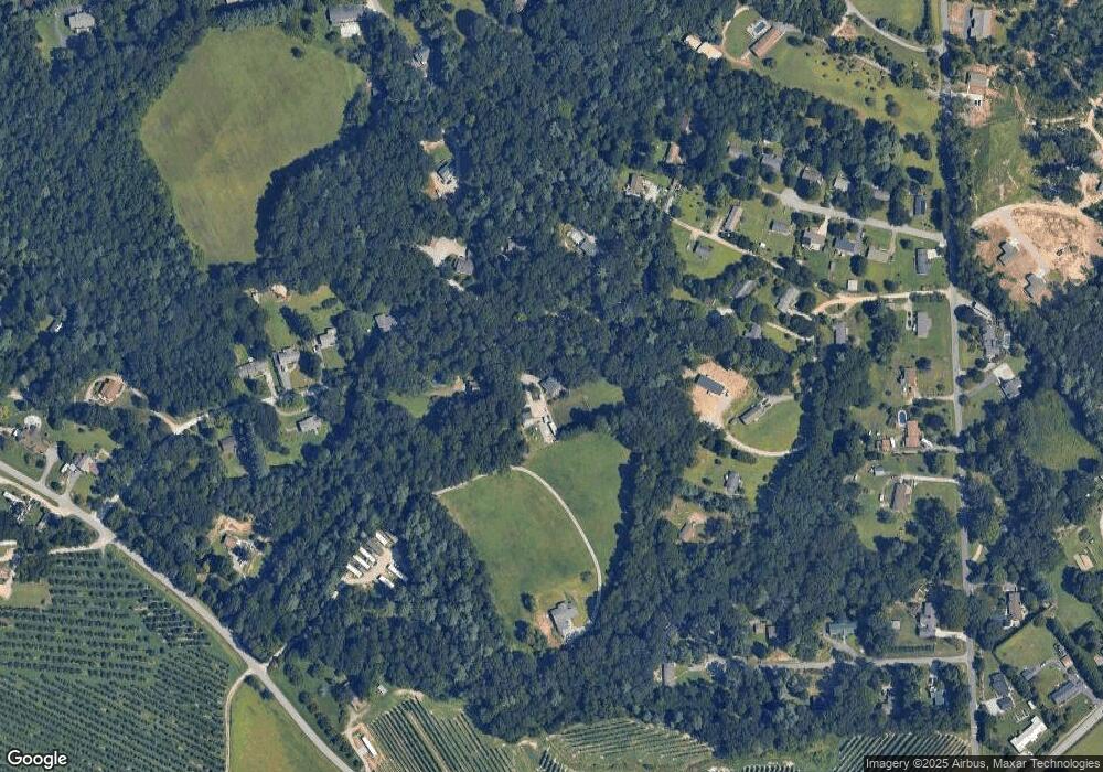 274 Meadow Woods Dr, Hendersonville, NC 28792 - photo 1