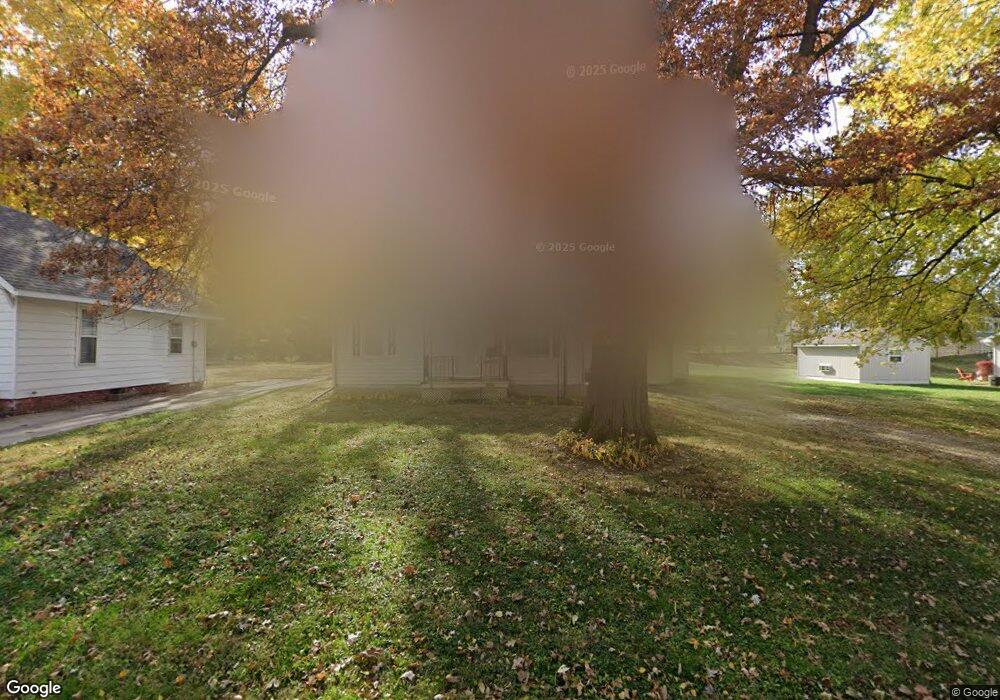 202 E Nishna Rd, Shenandoah, IA 51601 - photo 1