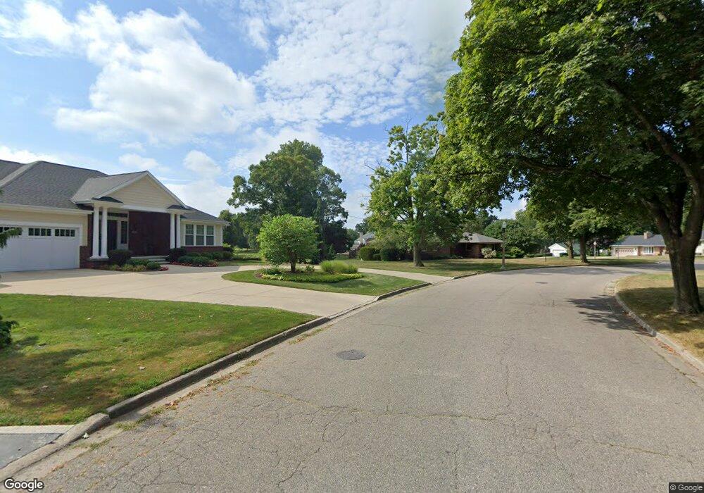 1529 Cambridge Rd, Lansing, MI 48911 - photo 1