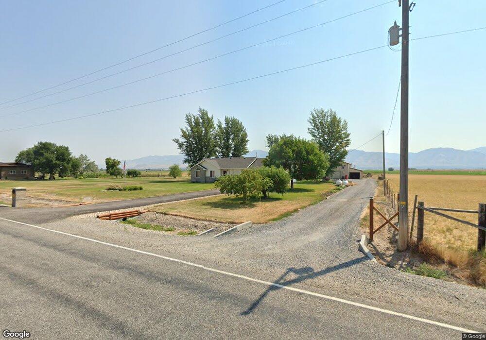 2496 N 3200 W, Smithfield, UT 84335 - photo 1