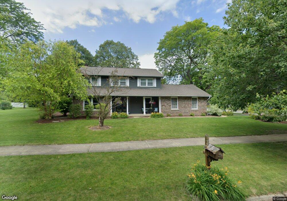 1805 Deerpath Ct, Naperville, IL 60565 - photo 1