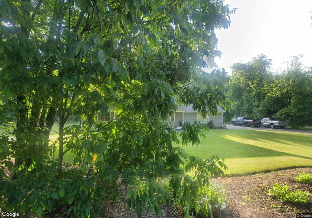 881 W River St, Milford, CT 06461 - photo 1