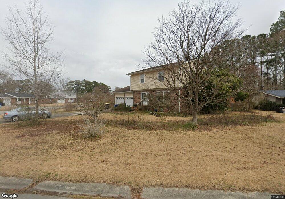 207 Estate Dr, Jacksonville, NC 28540 - photo 1