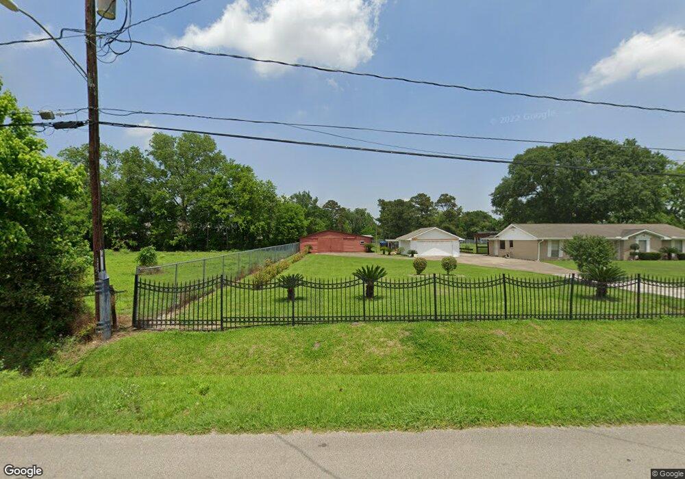 7125 Banyan St, Houston, TX 77028 - photo 1