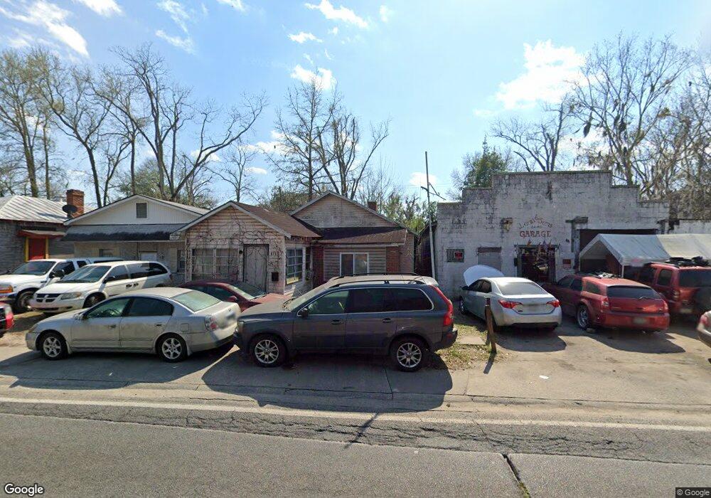 911 W 52nd St, Savannah, GA 31405 - photo 1