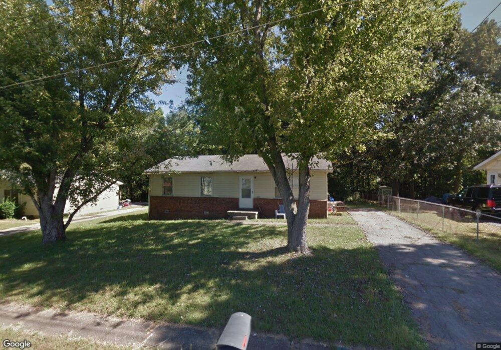 666 Evergreen Park Dr, Hopkinsville, KY 42240 - photo 1