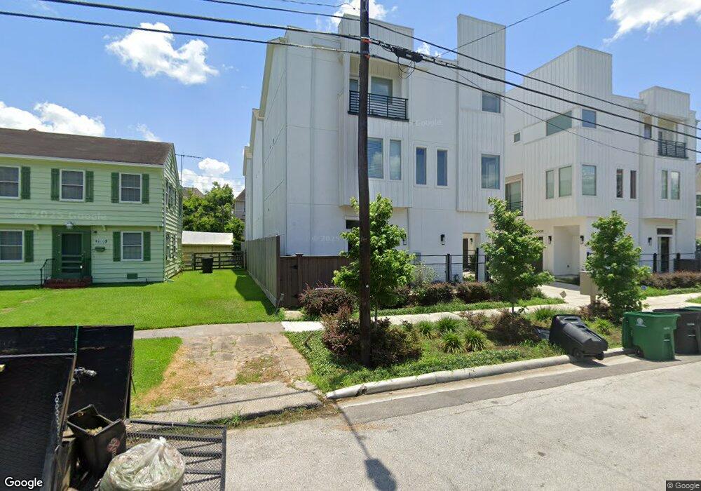 2007 Brun St unit E, Houston, TX 77019 - photo 1