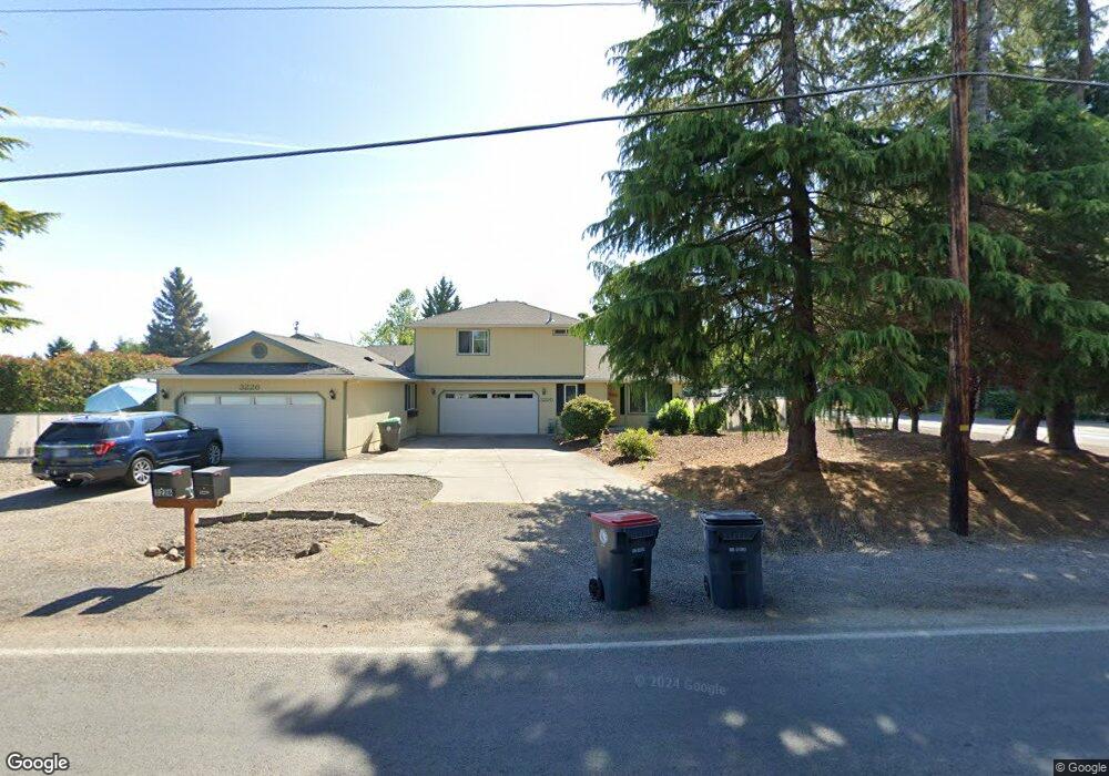 3220 Bursell Rd, Central Point, OR 97502 - photo 1