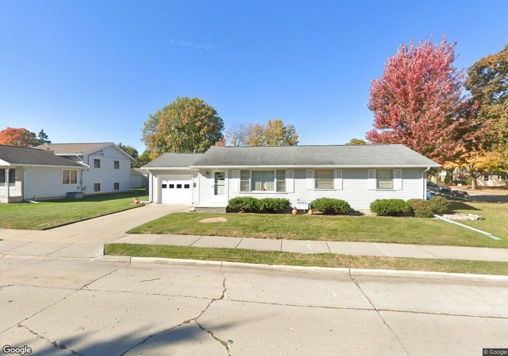 1807 S Willkie St, Appleton, WI 54915 - photo 1