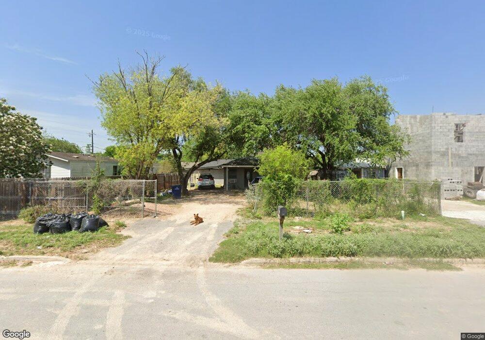 330 San Vicente Dr, Alamo, TX 78516 - photo 1
