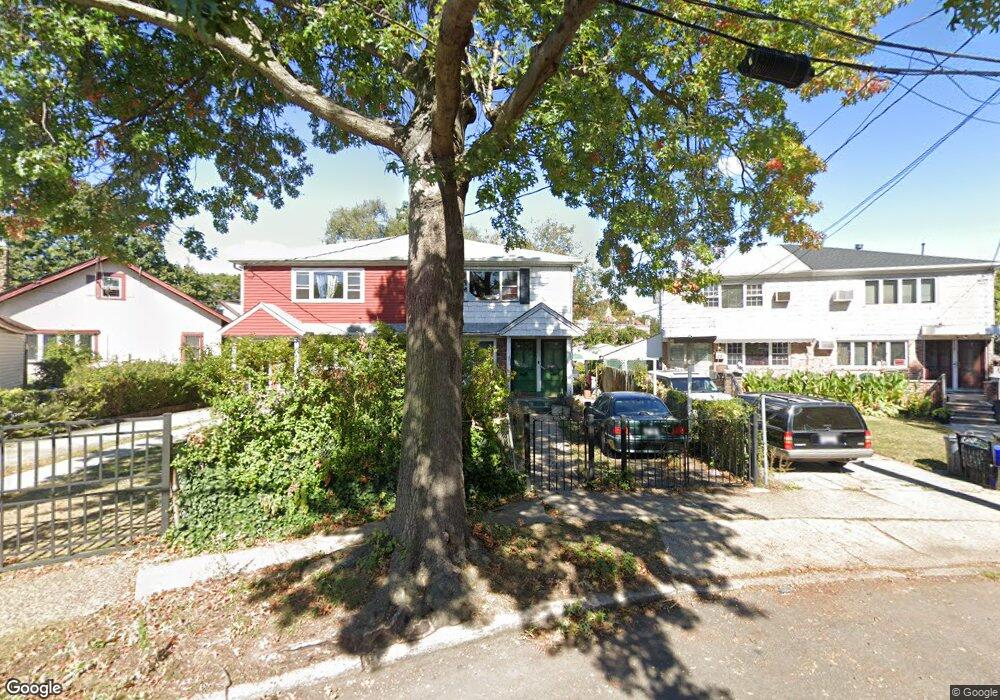 11123 172nd St, Jamaica, NY 11433 - photo 1