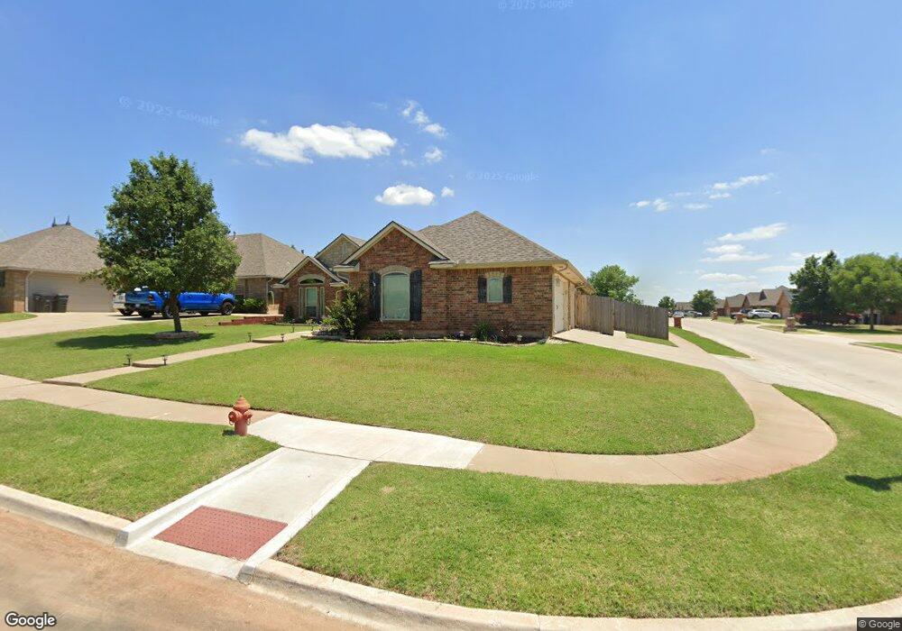 2600 SE 8th St, Moore, OK 73160 - photo 1