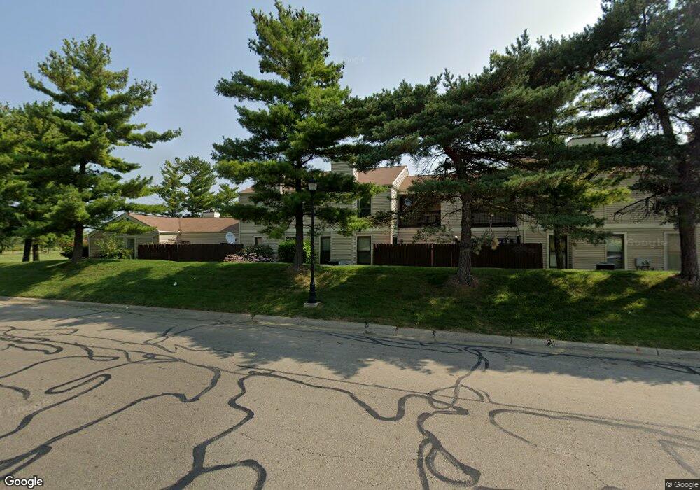 2056 Quail Ridge Dr, Columbus, OH 43229 - photo 1