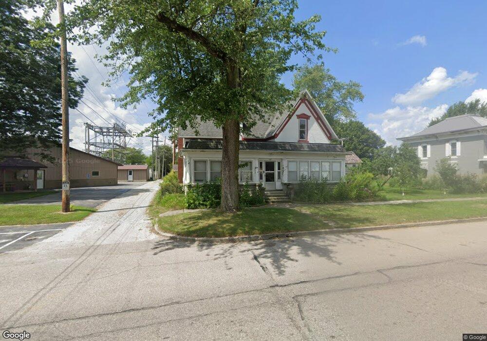 107 N Franklin St, Mentone, IN 46539 - photo 1