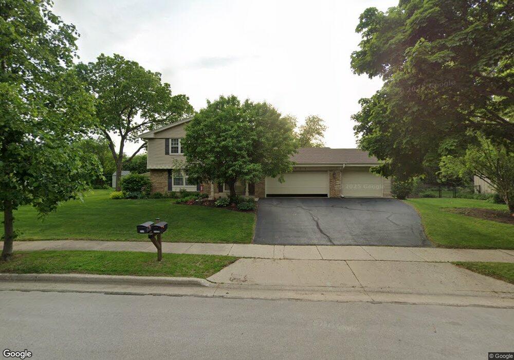 2326 Misty Ln, Waukesha, WI 53186 - photo 1