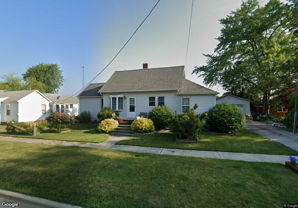 14 Linden St W, Three Oaks, MI 49128 - photo 1