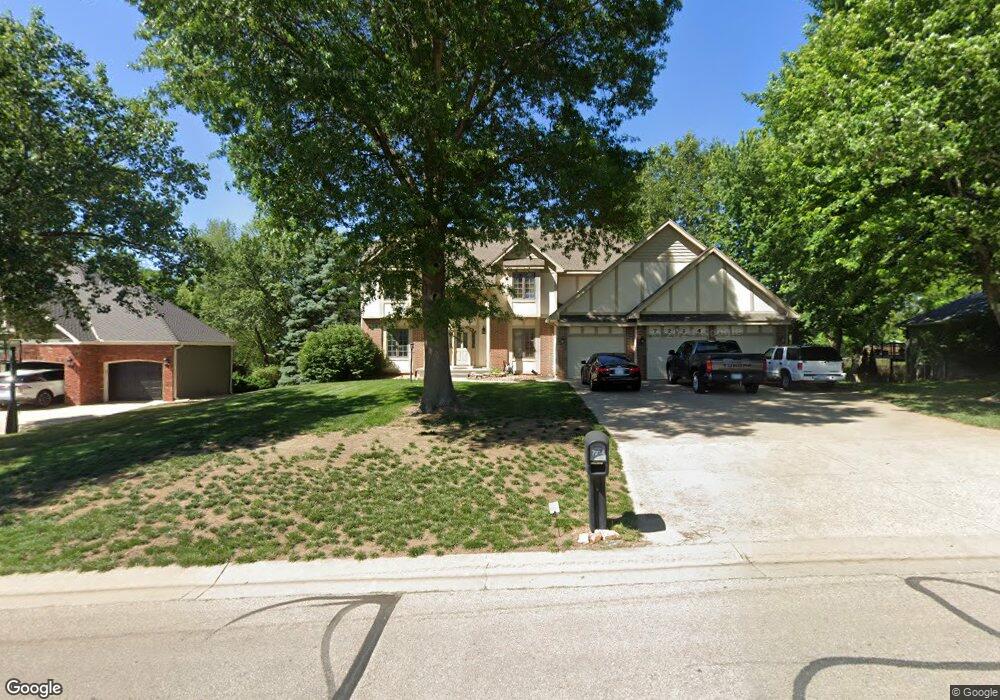 7224 SW Falcon St, Topeka, KS 66610 - photo 1