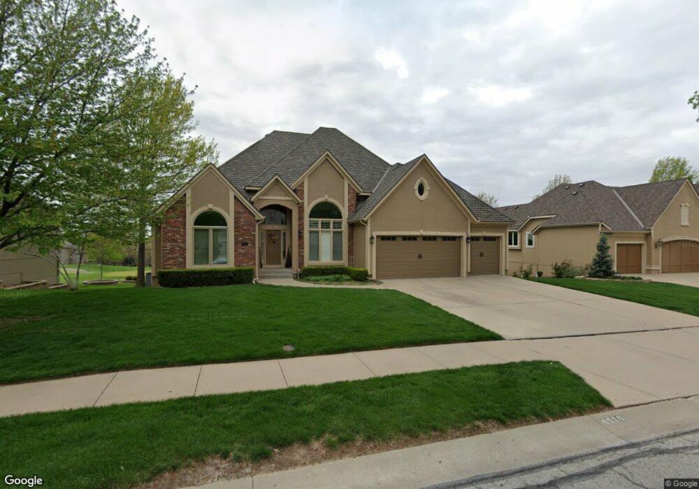 9510 Falcon Ridge Dr, Lenexa, KS 66220 - photo 1
