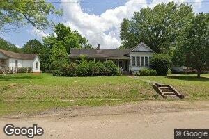 302 Jackson St, Edwards, MS 39066