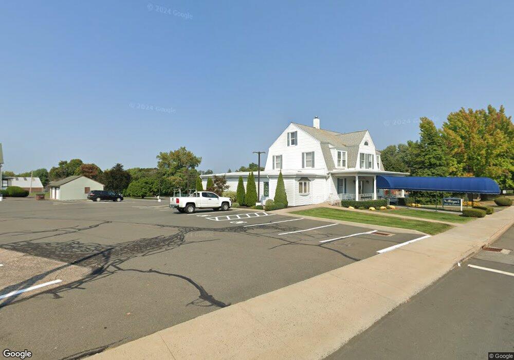 3 W Silver St, Middletown, CT 06457 - photo 1