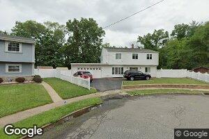 46 Doreen Dr, Avenel, NJ 07001
