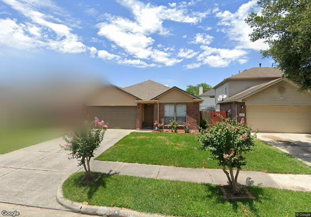 8510 Cold Lake Dr, Houston, TX 77088 - photo 1