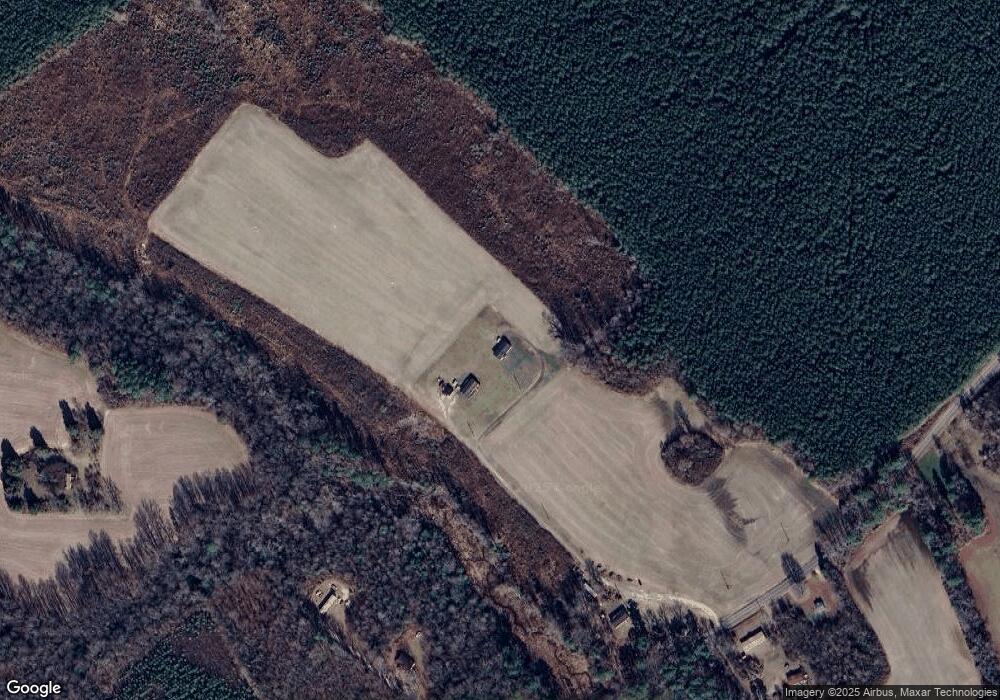 2732 Sandy Point Rd, Kinsale, VA 22488 - photo 1