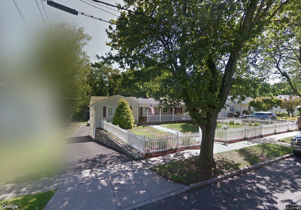 153 Courtland Hill St, Stamford, CT 06906 - photo 1