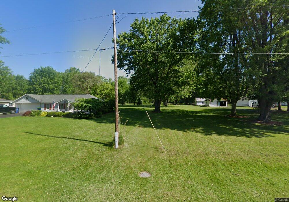 1790 W Curtis Rd, Saginaw, MI 48601 - photo 1