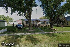 305 E Madison St, Brighton, IA 52540
