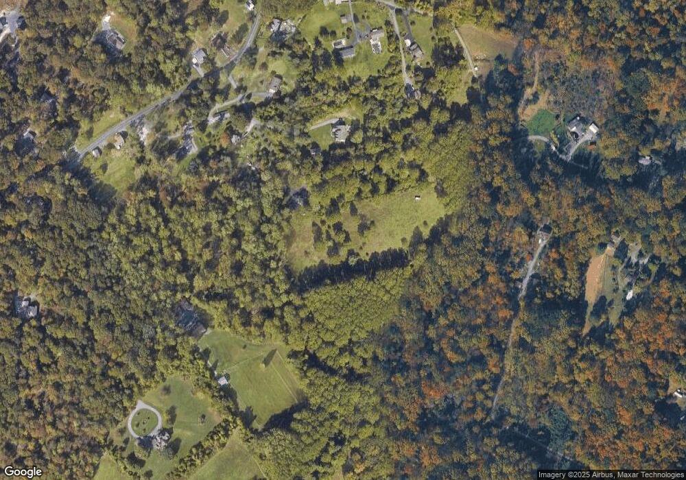 78 Beech Ln, Reading, PA 19606 - photo 1