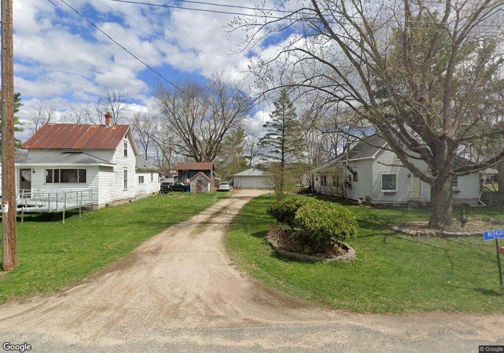 N17432 N 4th St, Galesville, WI 54630 - photo 1