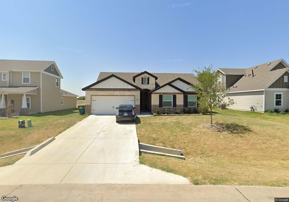 1367 Orange Blossom Ct, Gainesville, TX 76240 - photo 1