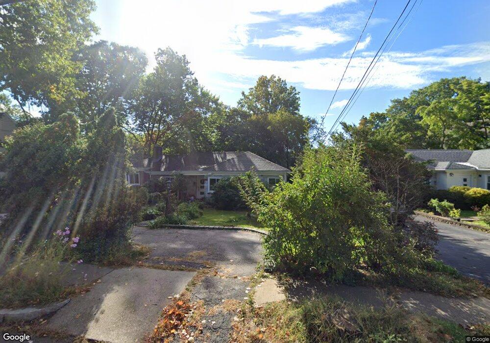 79 Brookline St, Chestnut Hill, MA 02467 - photo 1