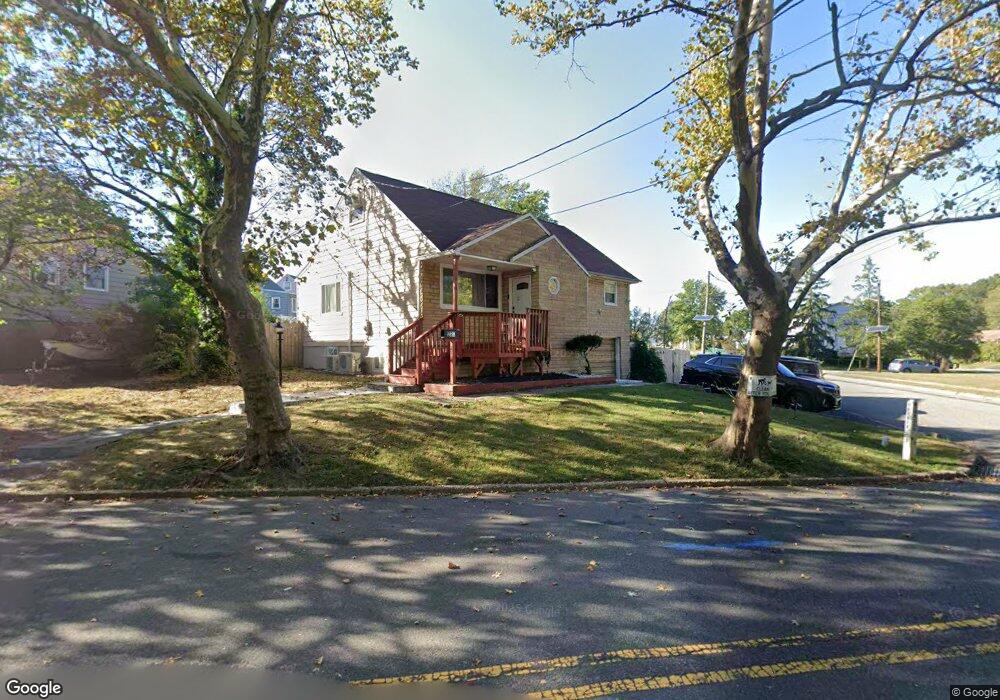 221 W Kelly St, Metuchen, NJ 08840 - photo 1