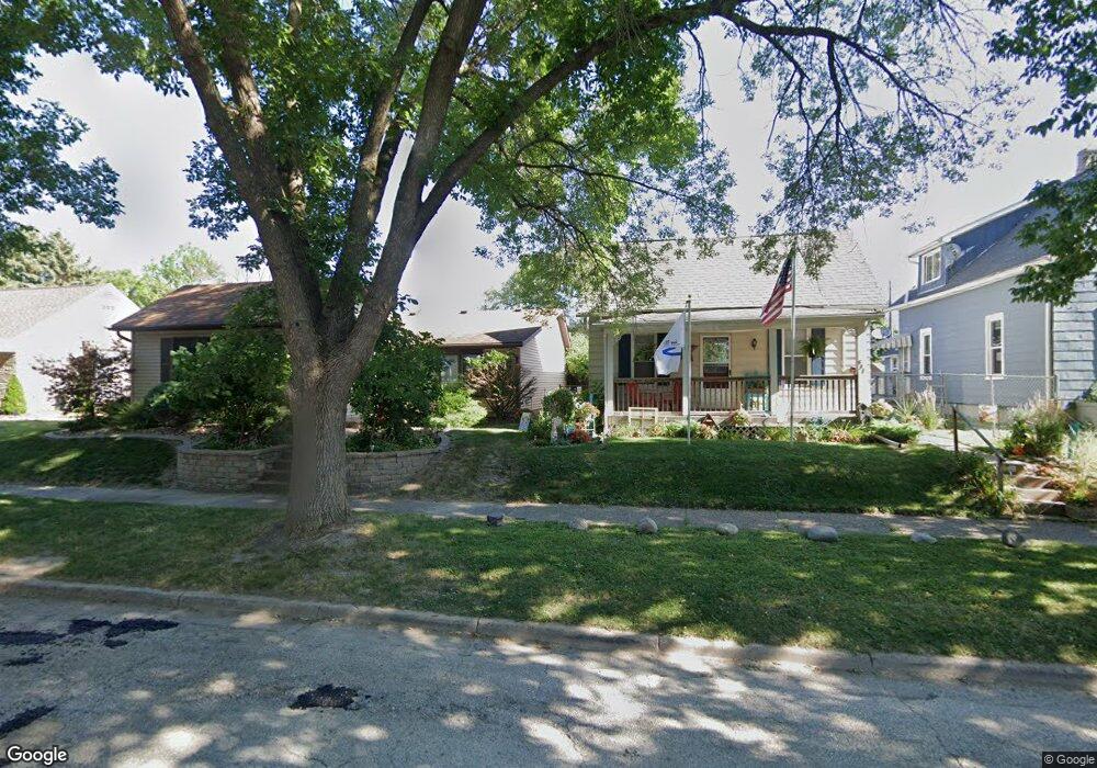 527 18th Avenue A, Moline, IA 61265 - photo 1