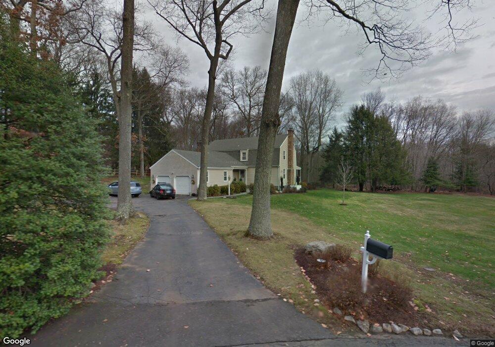 270 Fallowfield Rd, Fairfield, CT 06824 - photo 1