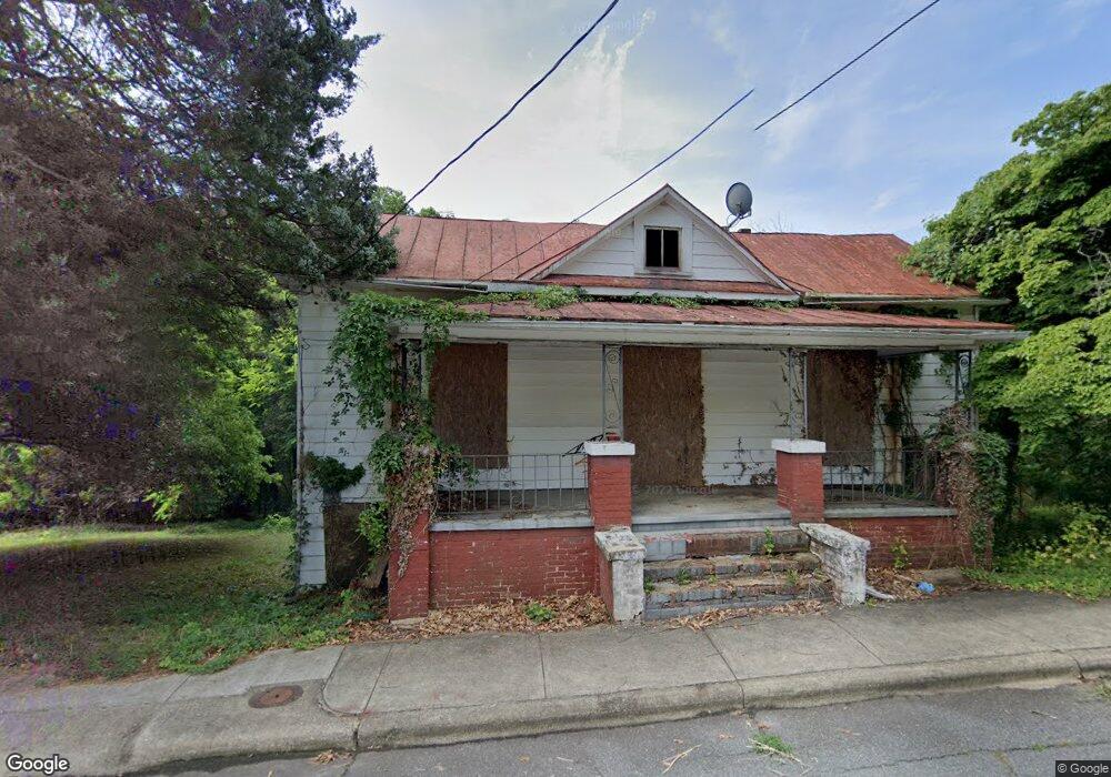 131 Ridge St, Reidsville, NC 27320 - photo 1