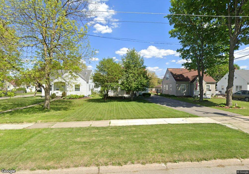 1707 W 7th St, Waterloo, IA 50702 - photo 1